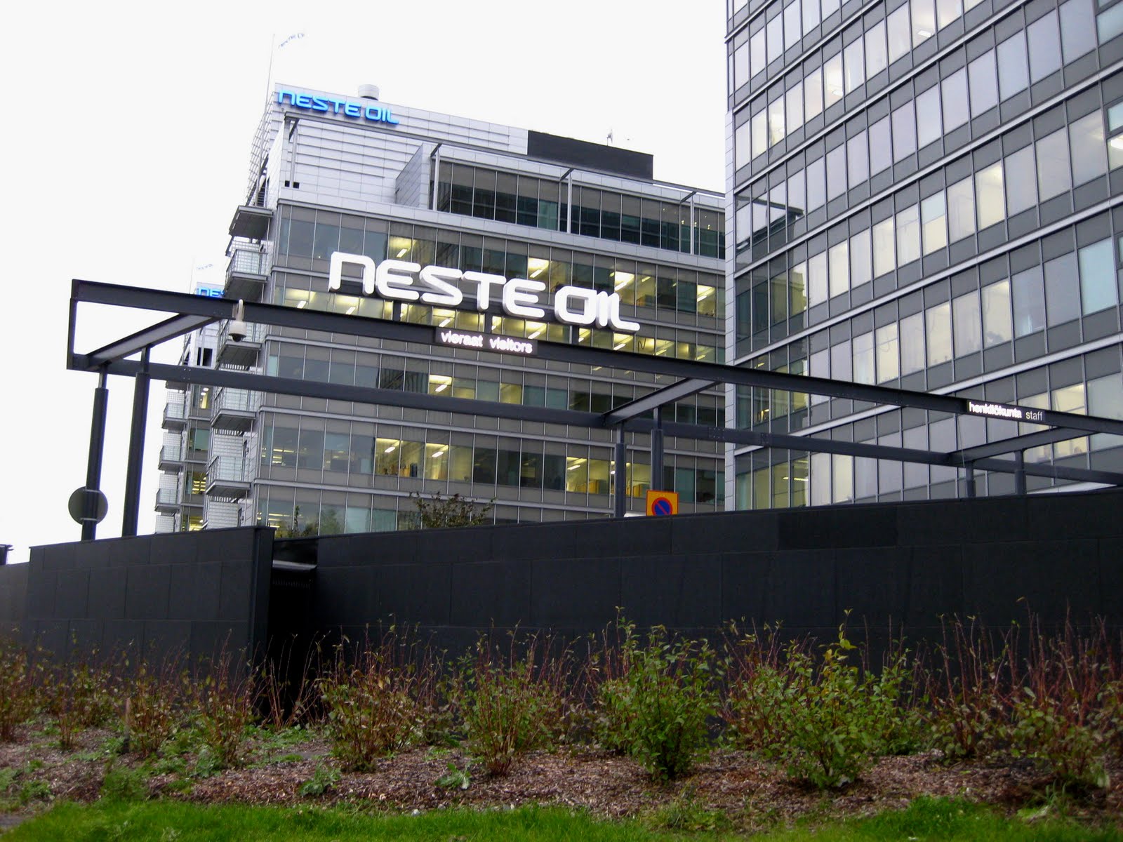 c0878-nesteoil_kukkaranta