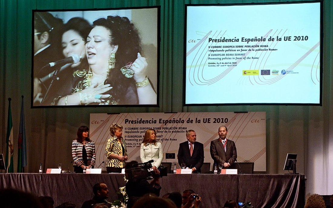 96676-romasummit_romanilaulaja